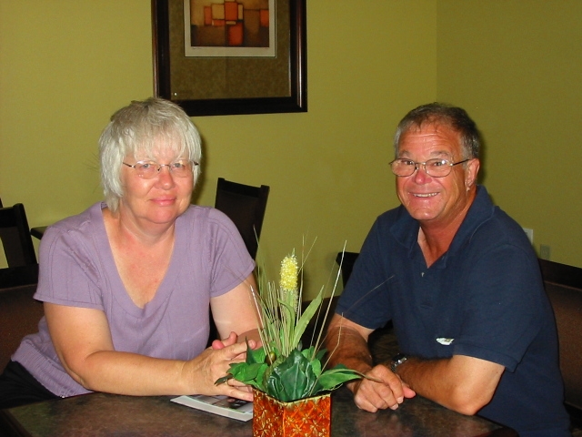 Christy (Penn) Bolton-Sandy's sister, and husband, Lynn, class of 65.JPG